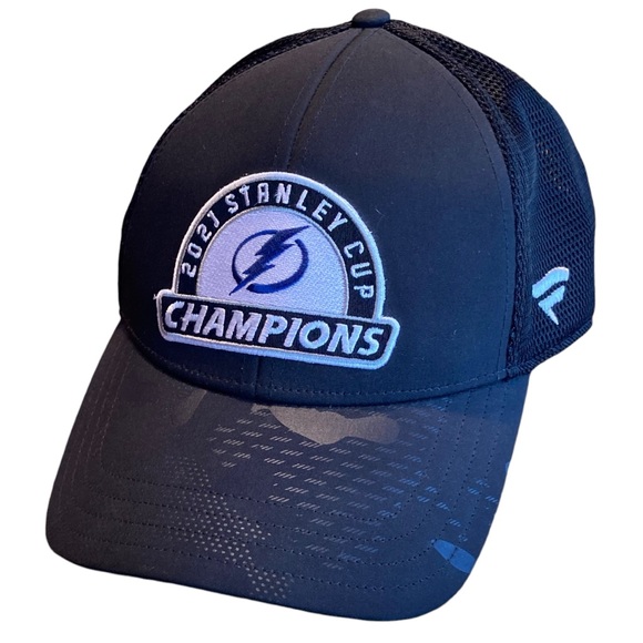 Tampa Bay Lightning NHL Stanley Cup Champion Fanatics SnapBack Cap - Picture 1 of 8